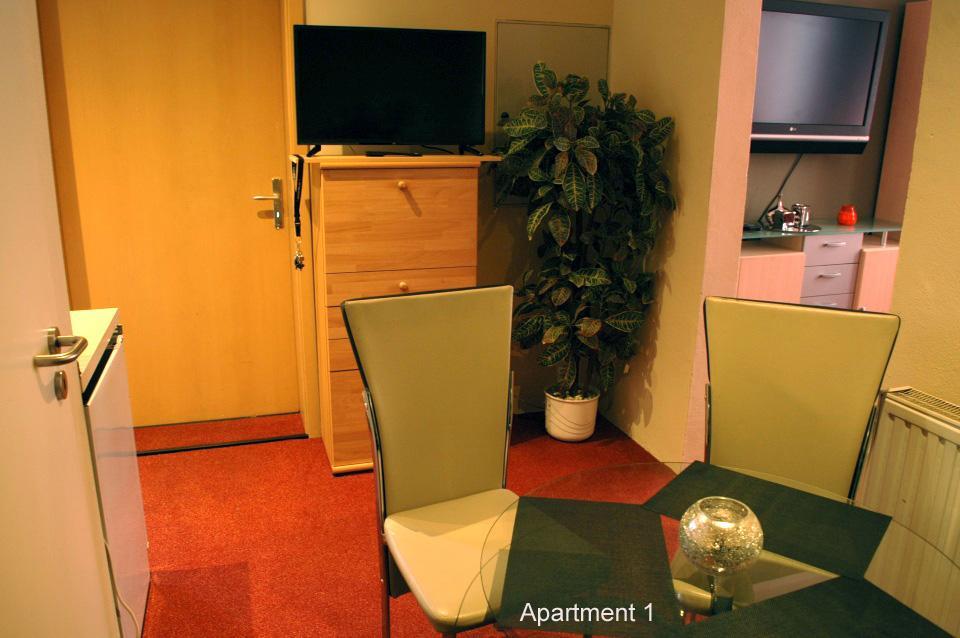 Monteur - Budget Apartments ไฟร์ทาล ภายนอก รูปภาพ
